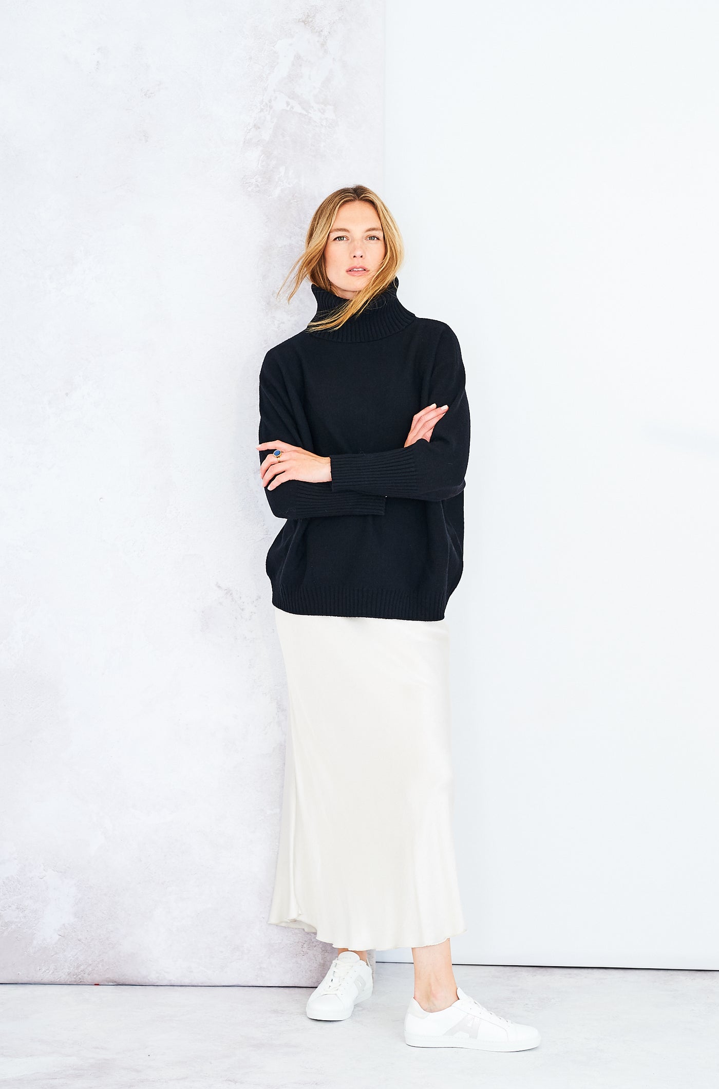 Eva rollneck in black