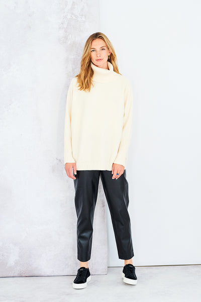 Eva rollneck in cream