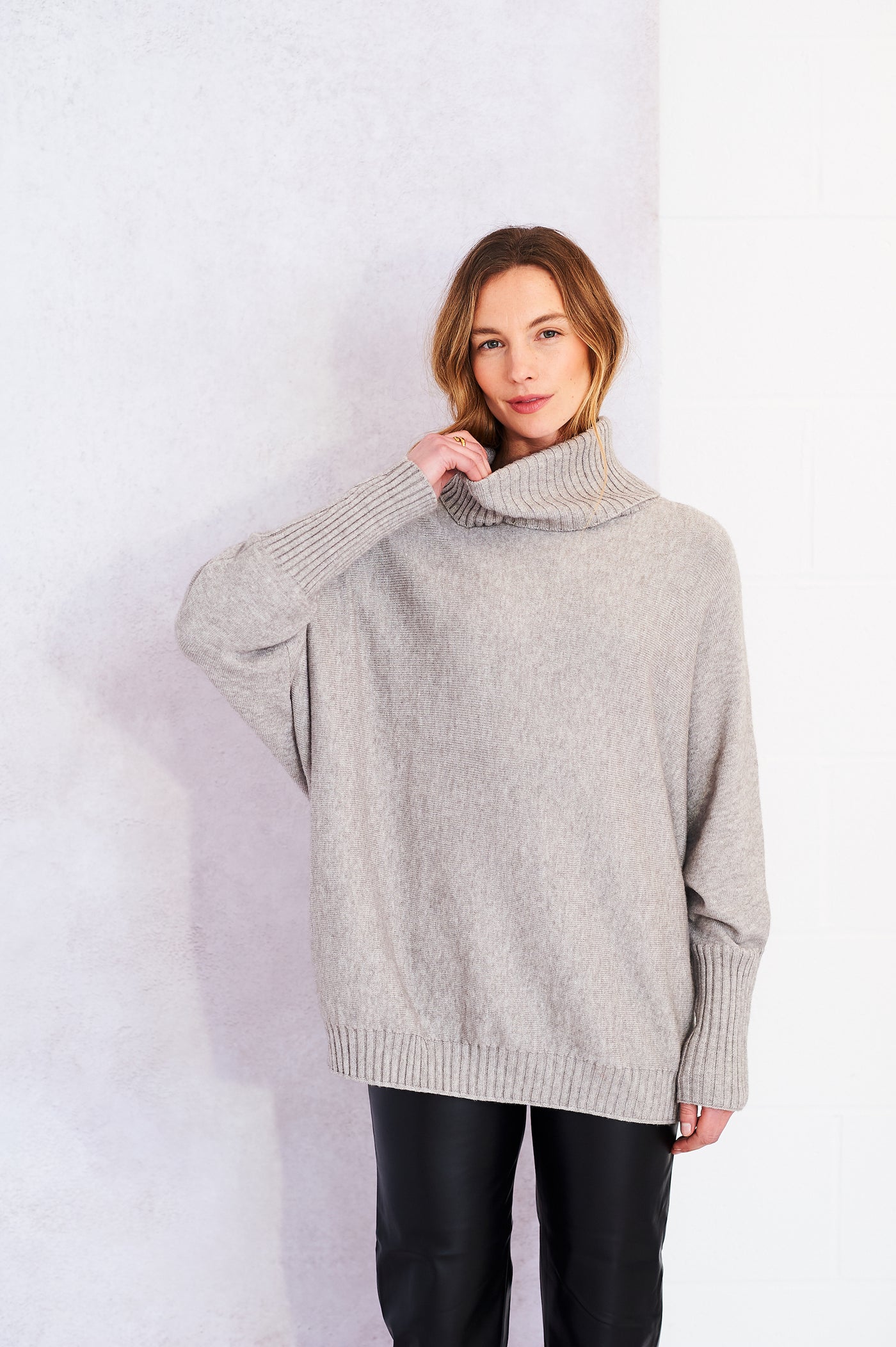 Eva rollneck in grey